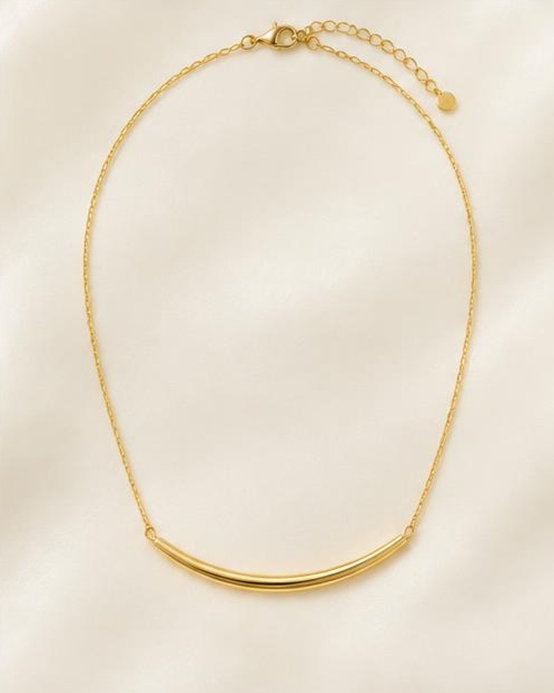 Curved Bar Necklace