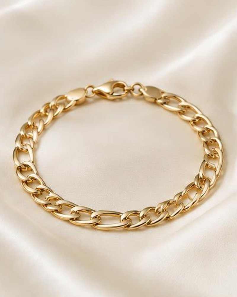 Gold Figaro Bracelet