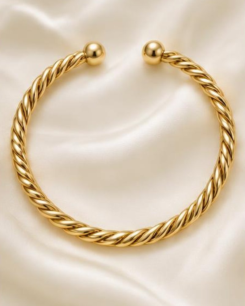 Gold Twist Torque