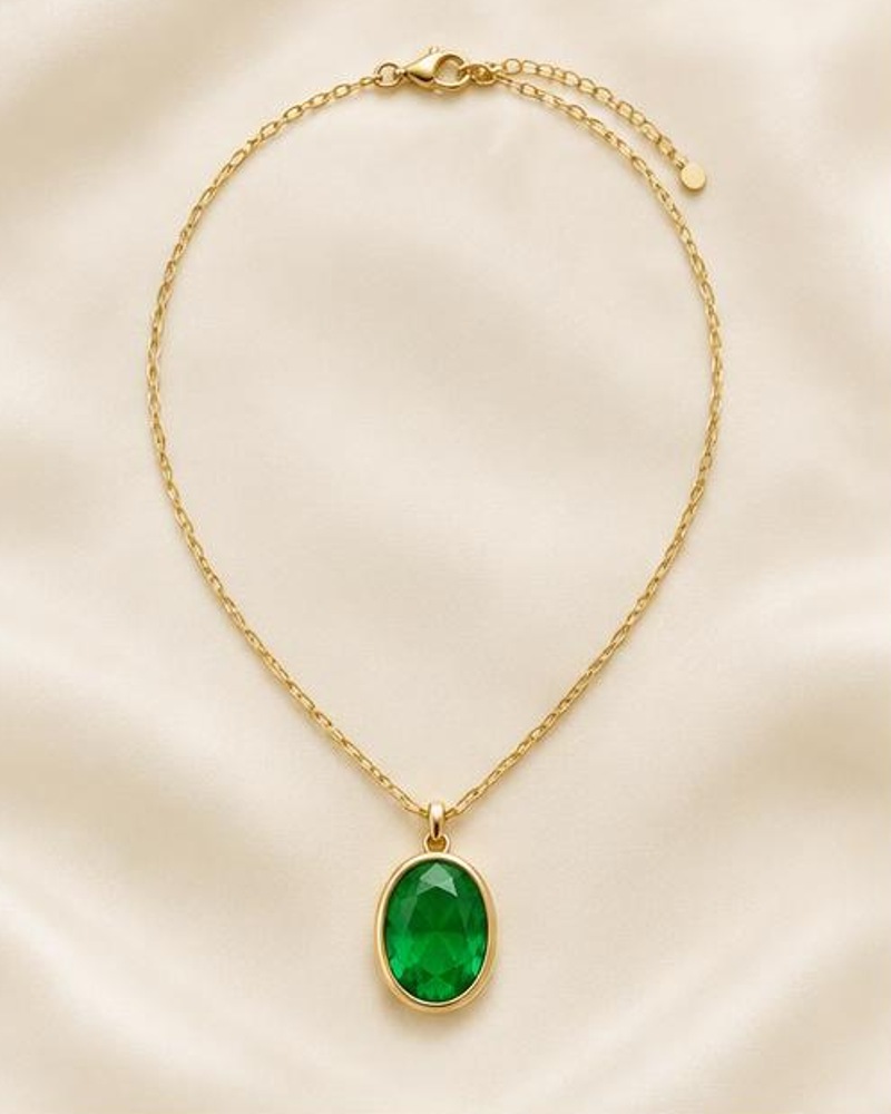 Green Oval Necklace