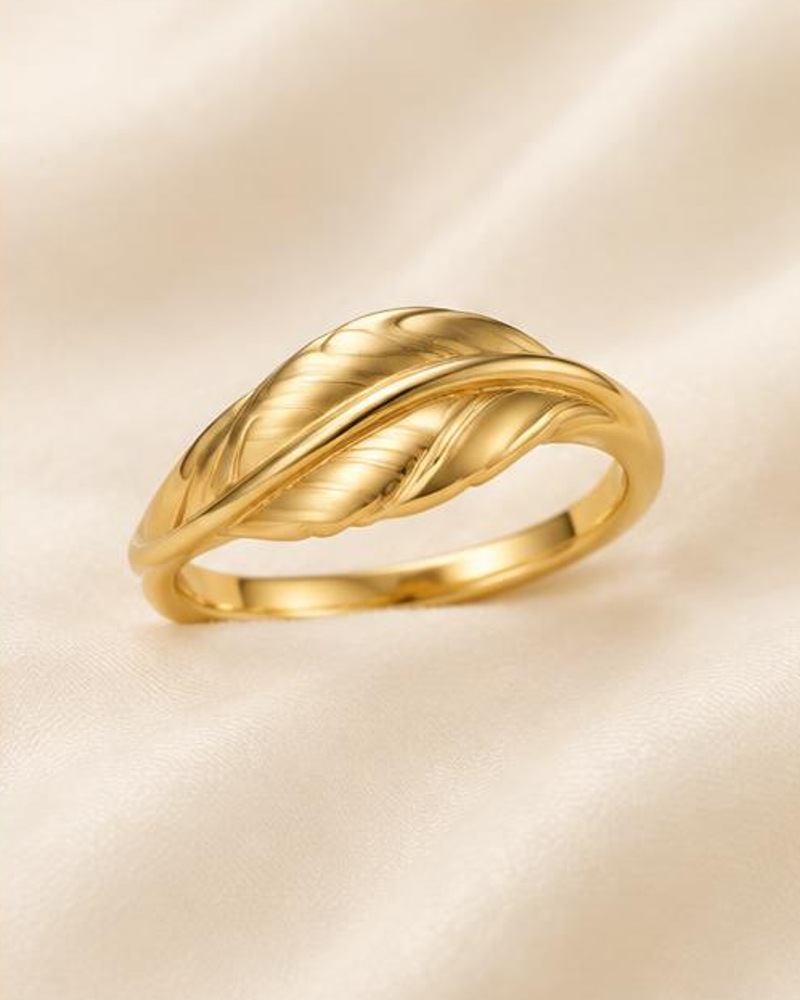 Sculpted Leaf Ring
